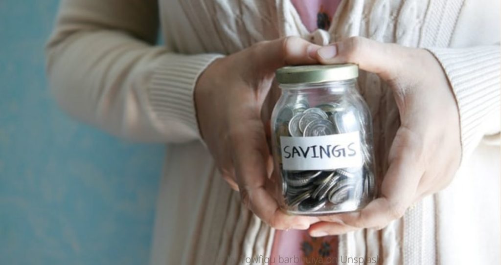 What is a savings account?