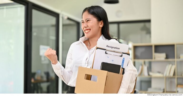 How to tell your boss you are quitting on short notice? - Estradinglife